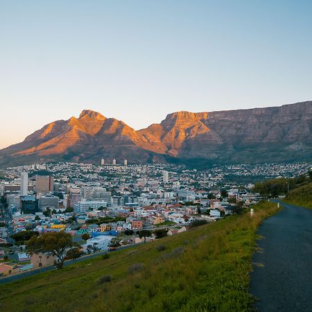 Cresta Grande Cape Town Hotel Exterior photo