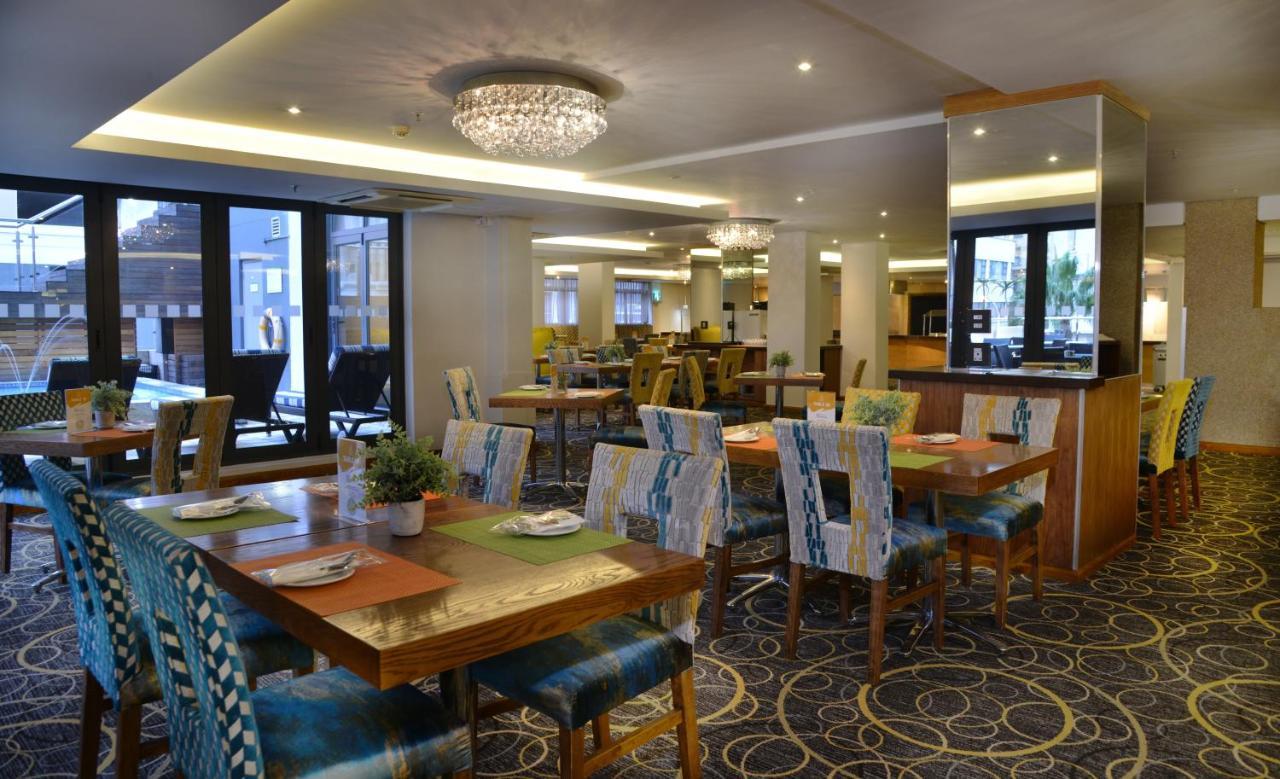 Cresta Grande Cape Town Hotel Exterior photo